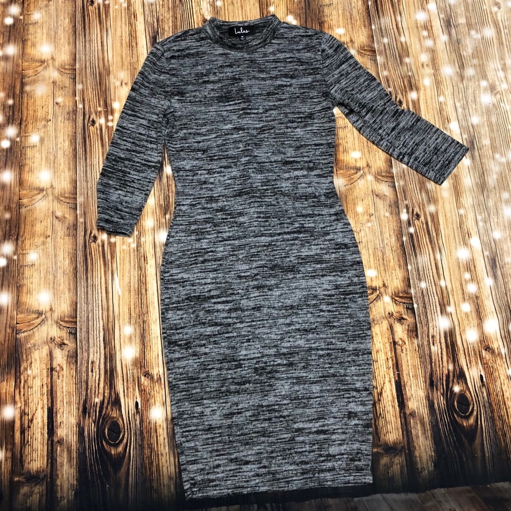 Lulu’s Cute Sweater Dress Like New !!